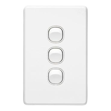 CLIPSAL CLASSIC C2000 3 GANG VERTICAL SWITCH C2033VA-WE