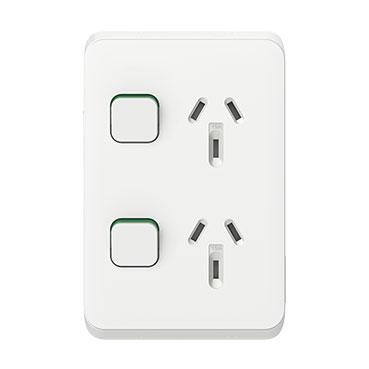 CLIPSAL ICONIC 10A VERTICAL DOUBLE POWERPOINT 3025V-VW